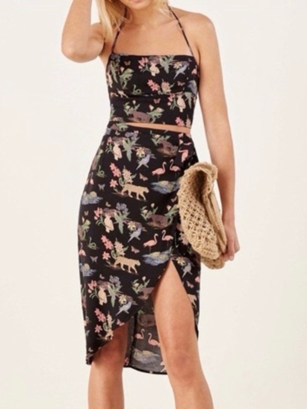 Reformation Floral Print Navy Dress with Wrap Skirt and Halter Straps Size 2 💙